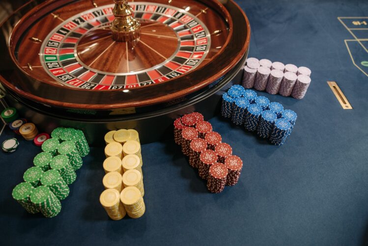 Evening Players Finding More Comfortable Ways To Enjoy Casual Entertainment